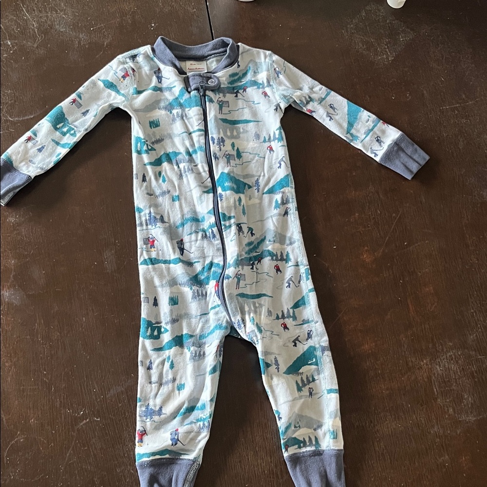 Hanna Andersson One Piece Winter Hockey Pajamas